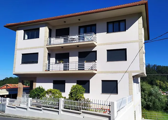 Ardan Paraiso بونتيفيذرا